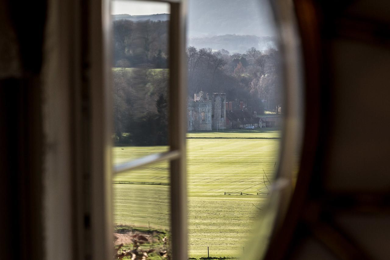 Cowdray Lodge มิดเฮิร์สต์ ภายนอก รูปภาพ